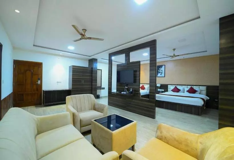 ホテル Cn Windsor Chikmagaluru