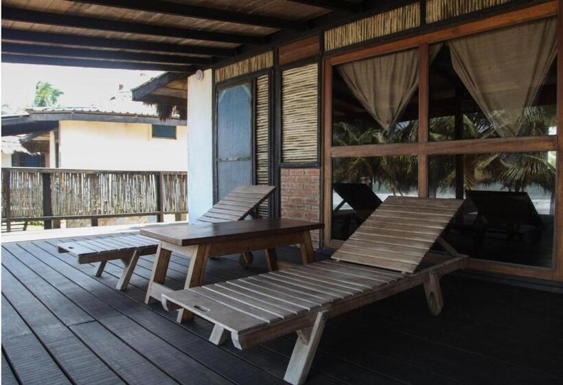 ホテル Fantas Folly Beach Lodge