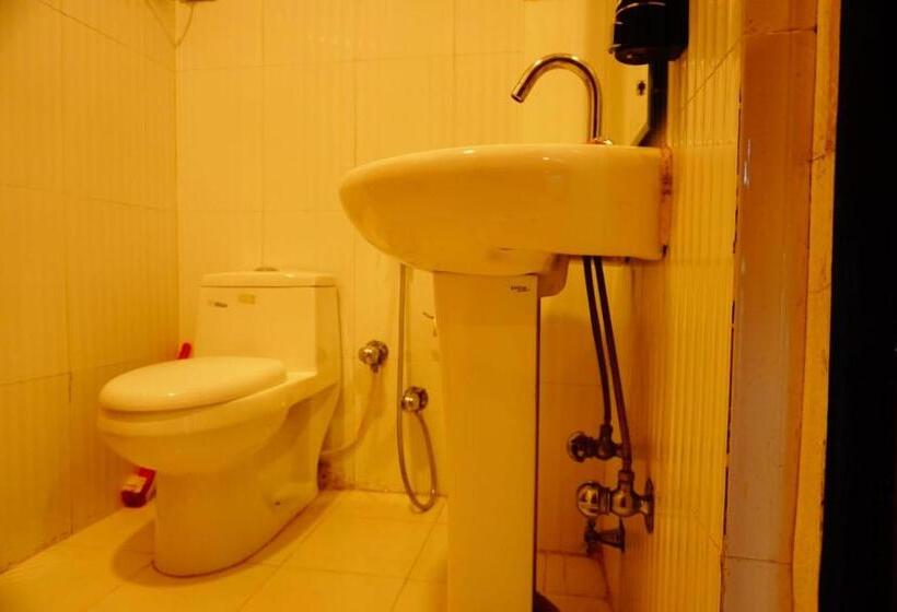 Hotel Grand Hill Mall Road Mcleodganj