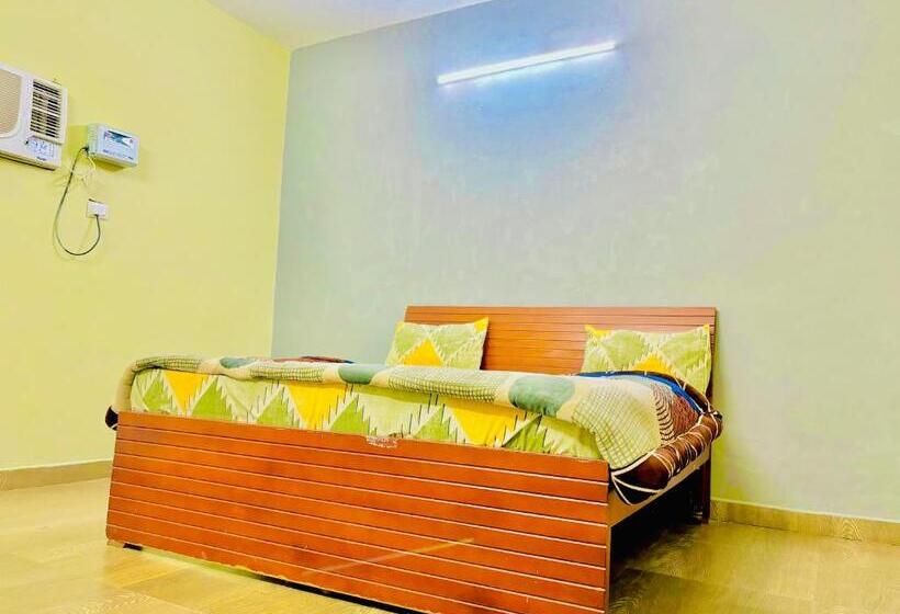 ホテル Private Patties Farmhouse Gurgaon