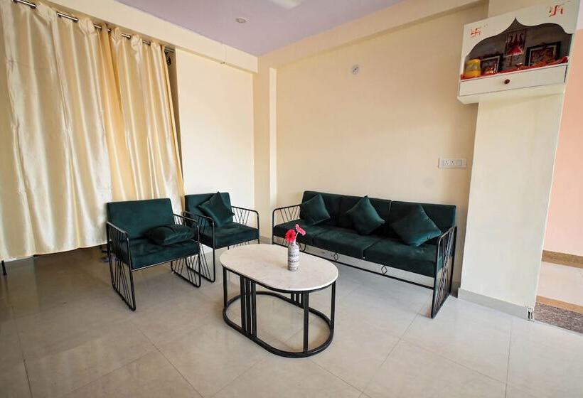 Hotelli Raj Residency