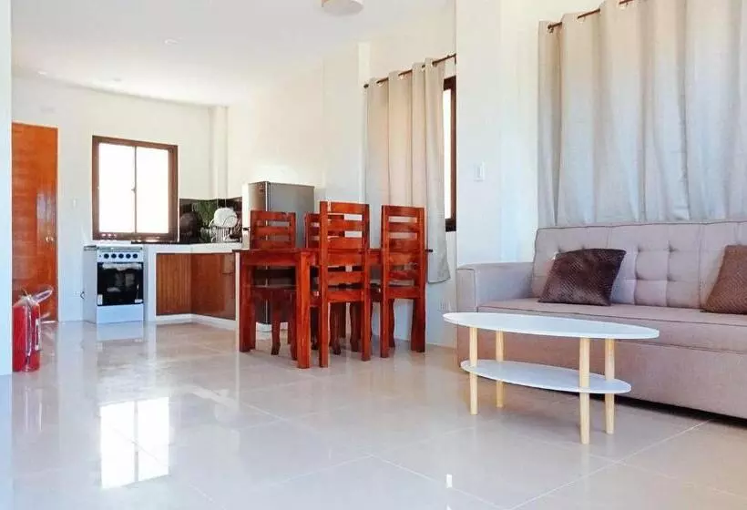 ホテル Reddoorz @ Lm Apartelle Boracay