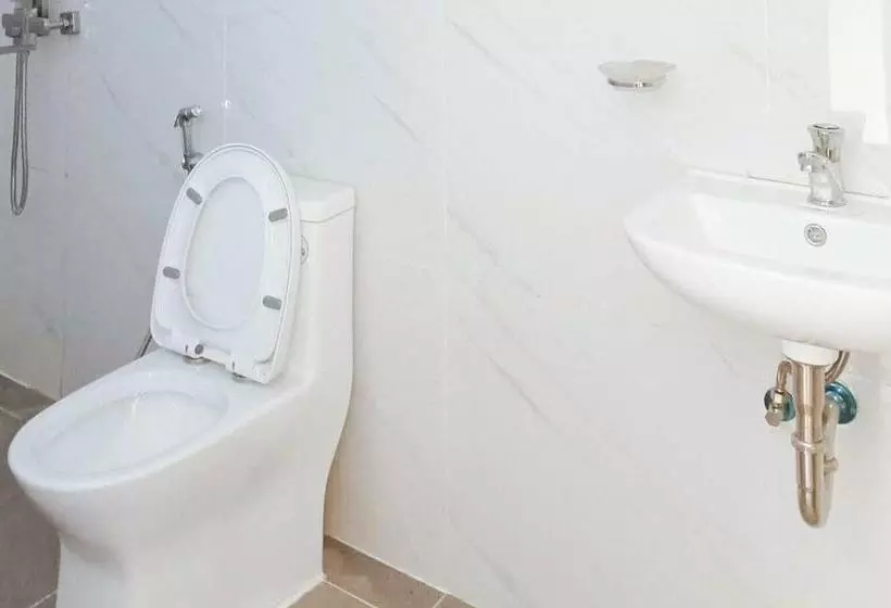 ホテル Reddoorz @ Lm Apartelle Boracay