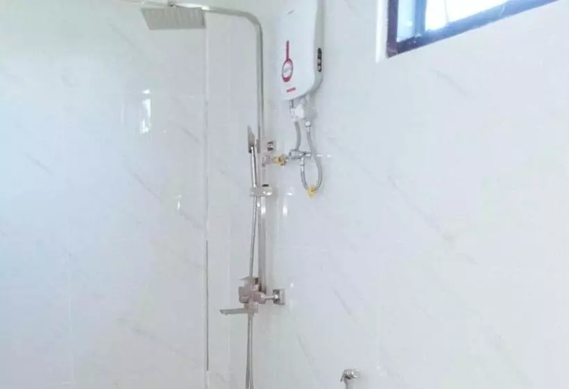 ホテル Reddoorz @ Lm Apartelle Boracay