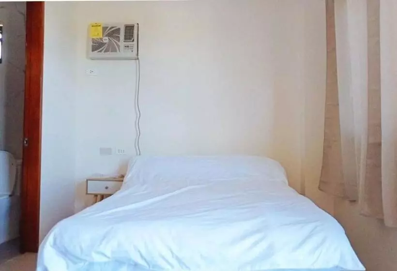 ホテル Reddoorz @ Lm Apartelle Boracay