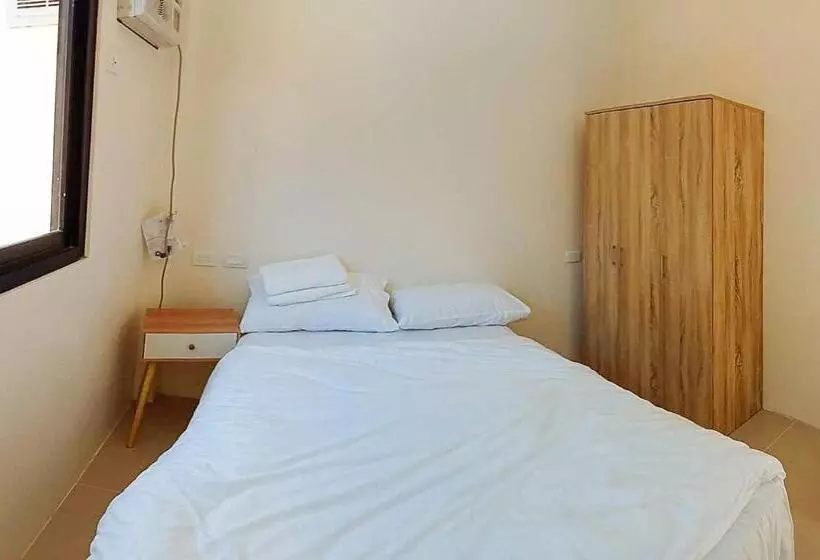 ホテル Reddoorz @ Lm Apartelle Boracay