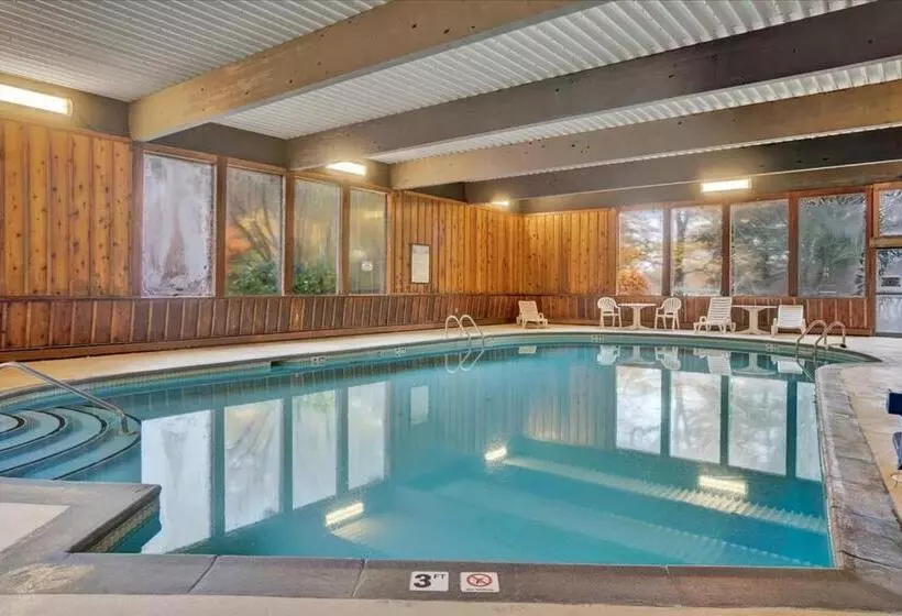 ホテル The Lodge Luxury Resort At Lake Harmony