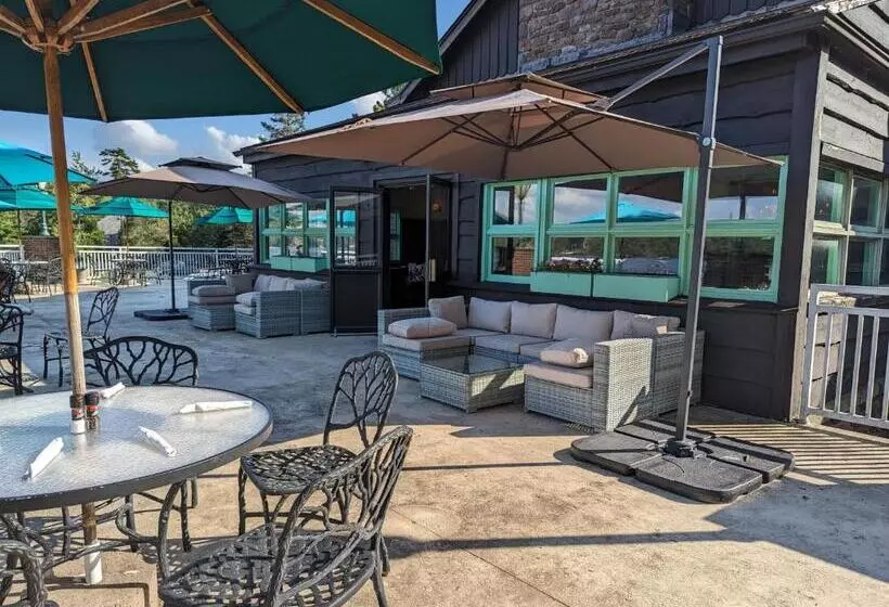 ホテル The Lodge Luxury Resort At Lake Harmony