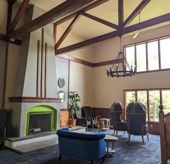 فندق The Lodge Luxury Resort At Lake Harmony