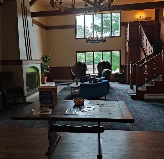 فندق The Lodge Luxury Resort At Lake Harmony