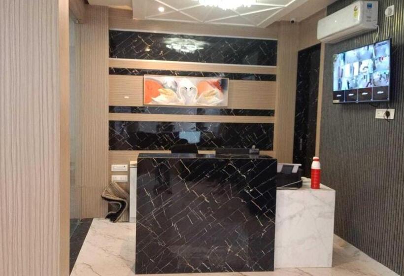 Oyo Flagship Hotel Kashi Inn Banaras Railway Station