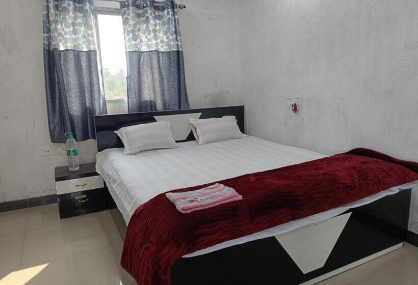 Majatalo Gangasagar Das Guest House