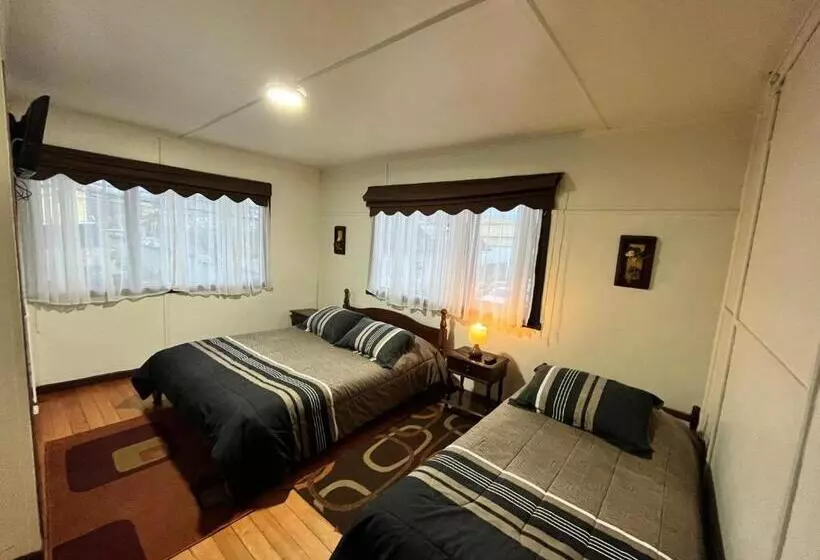 ペンション Hospedaje Anwandter Valdivia