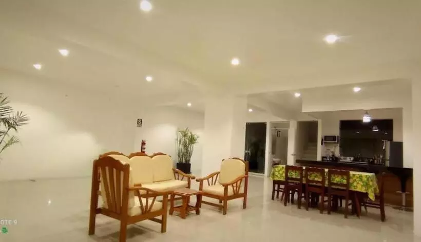 Majatalo Killamoon House Paracas