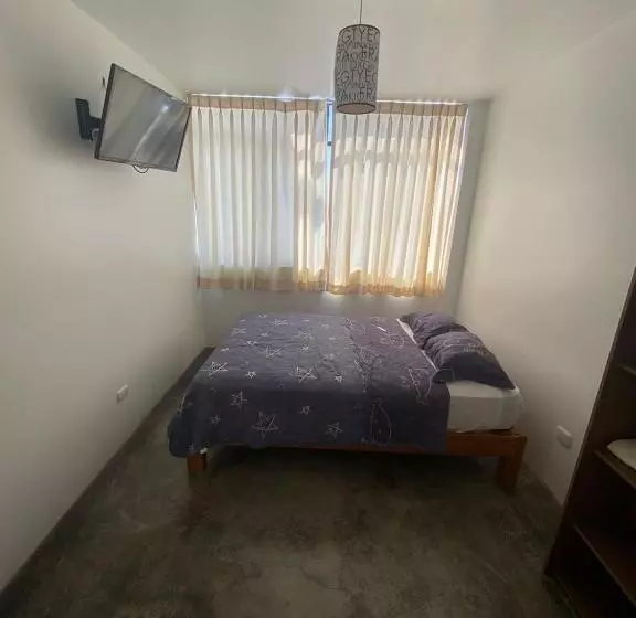 Majatalo Killamoon House Paracas