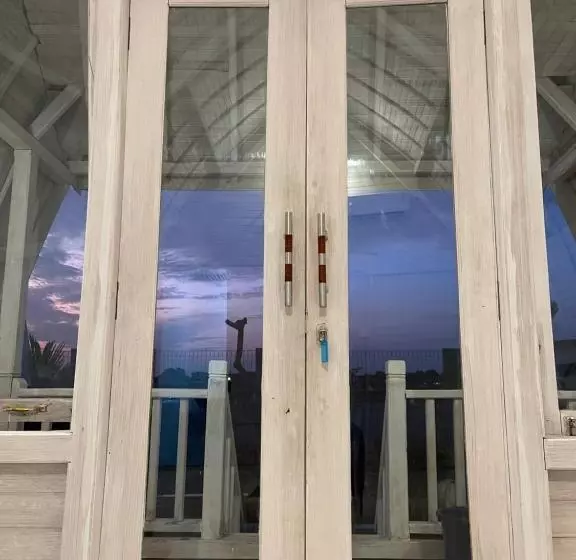 ペンション Lumbung Kubu Canggu