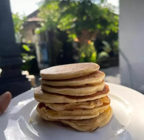 ペンション Lumbung Kubu Canggu