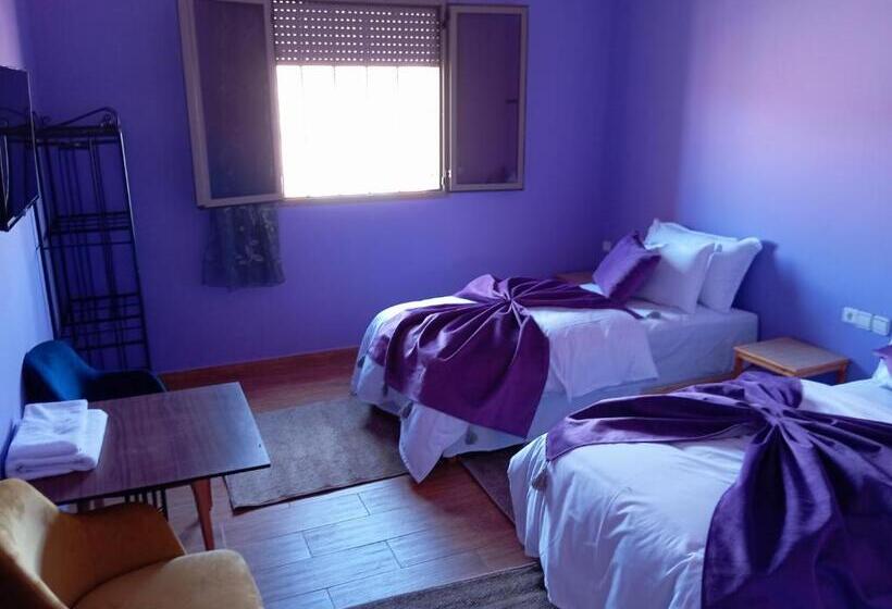 Pensió Palms Garden