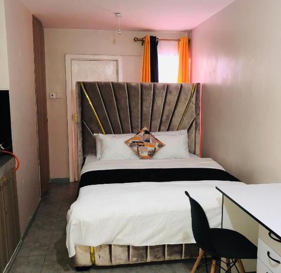 پانسیون Tsavo Embakasi