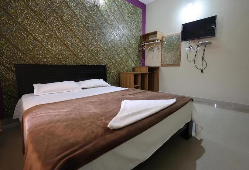 Pensão Wayanad Regal Residency