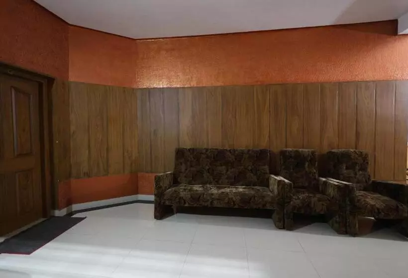 ペンション Wayanad Regal Residency