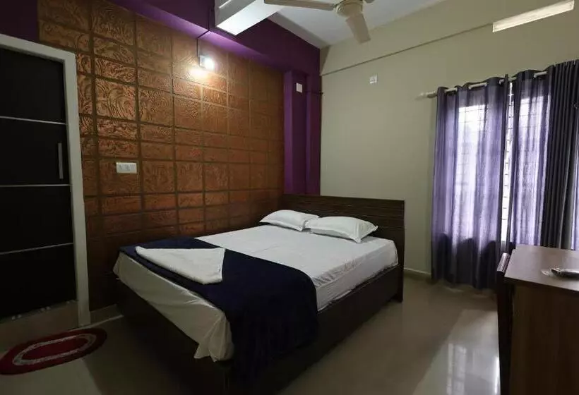 ペンション Wayanad Regal Residency