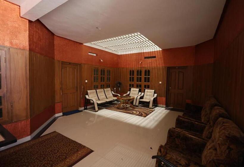 Pensão Wayanad Regal Residency