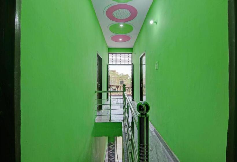 Spot On Milan Garden Hotel And Restaurant