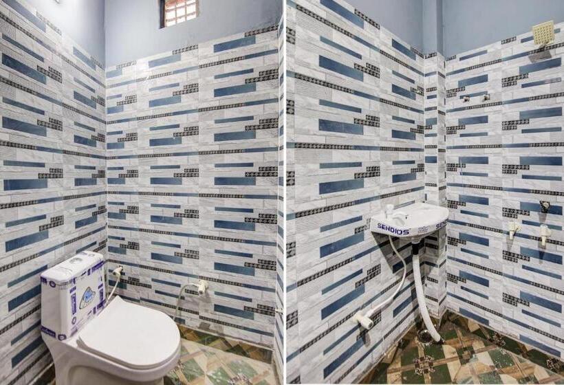 Spot On Milan Garden Hotel And Restaurant