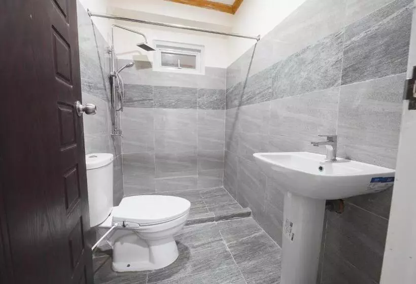 3bedroom Unit With Breakfast For 2pax