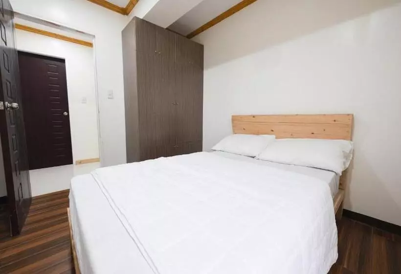 3bedroom Unit With Breakfast For 2pax