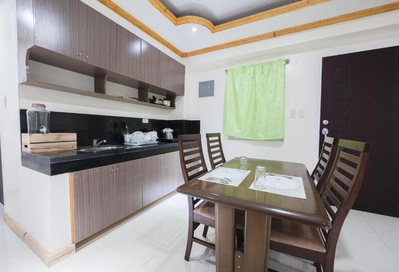 3bedroom Unit With Breakfast For 2pax