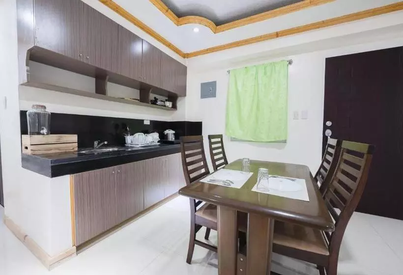 3bedroom Unit With Breakfast For 2pax