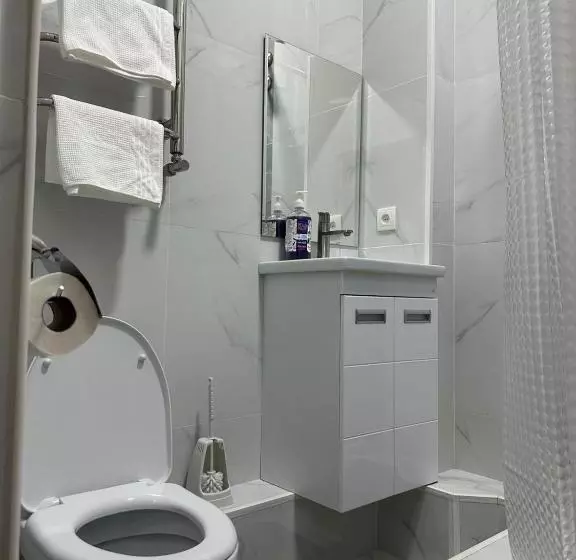 هاستل мини отель Villa Sofia город шымкент, проспект тауке хана, жилой дом 37 2 этаж