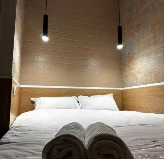 هاستل мини отель Villa Sofia город шымкент, проспект тауке хана, жилой дом 37 2 этаж