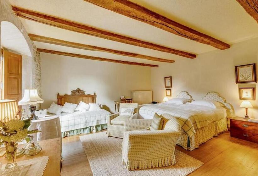 Bed & Breakfast 14th Century Priory In Pressigny