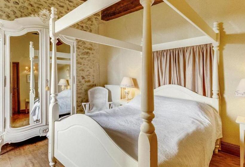 Bed & Breakfast 14th Century Priory In Pressigny