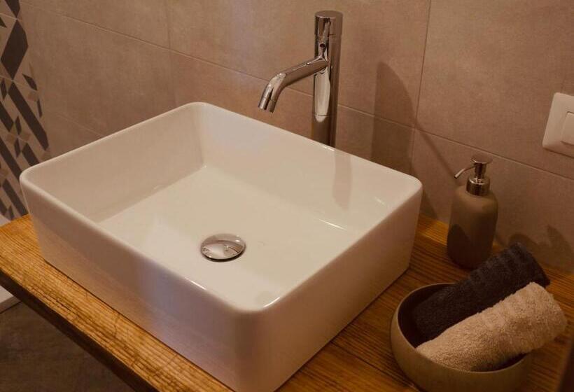 تختخواب و صبحانه Casa Ling  Ac   Parking 2bathrooms