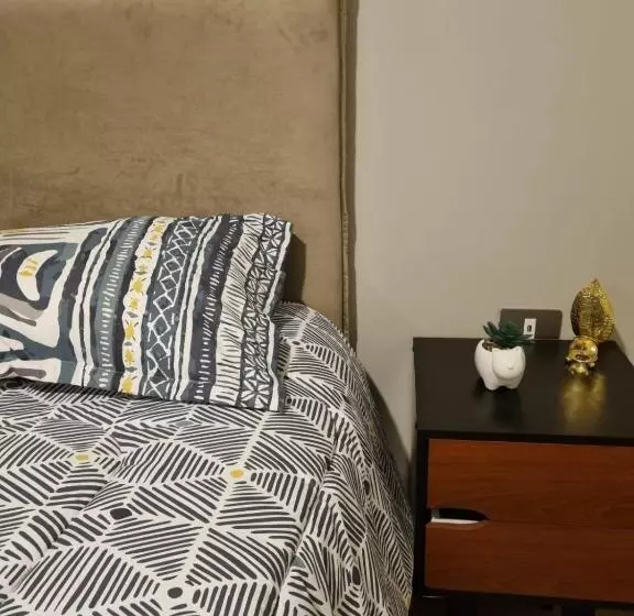 ベッドアンドブレックファースト Acogedor Departamento 2 Dormitorios Con Aire Acondicionado Y Estacionamiento Privado