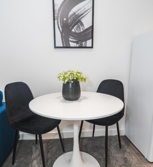 مبيت وإفطار Vichy The Thornhill Delux Apartments