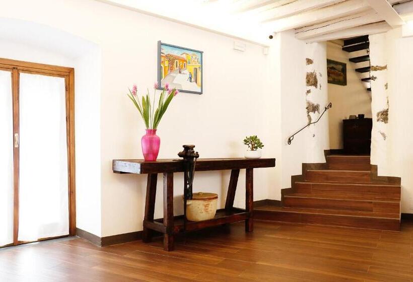 בית מלון כפרי Agrirėlais Eremo Sant’anna