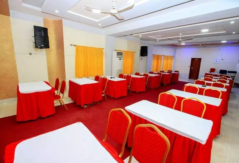 هتل Benin Metropole