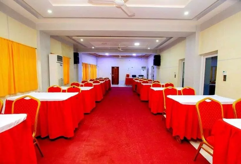 هتل Benin Metropole