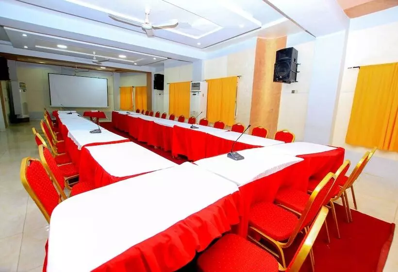 هتل Benin Metropole