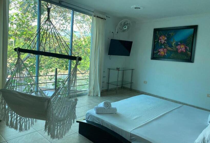 Hotel La Cascada Cristalina