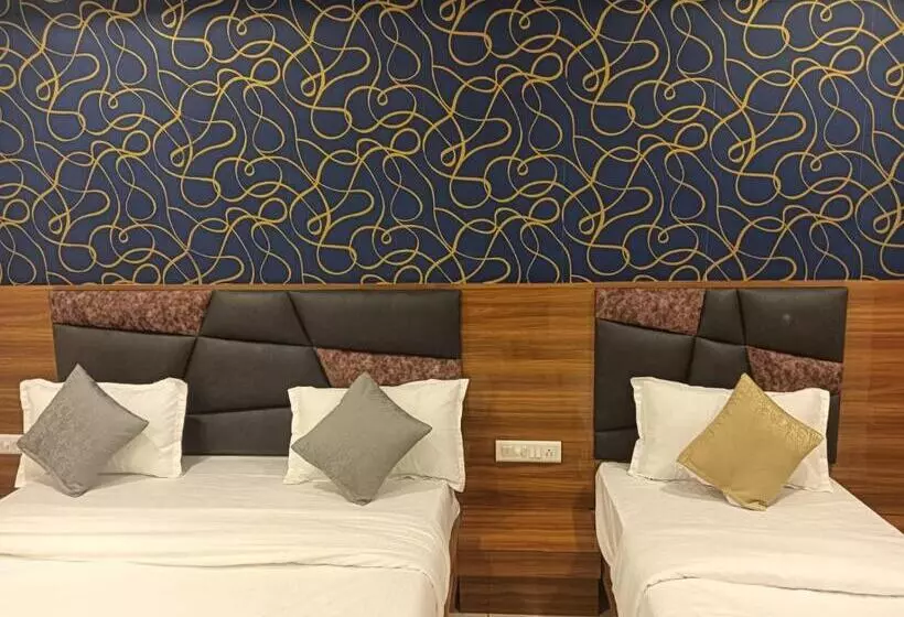 Hotelli Lake View Ac Room