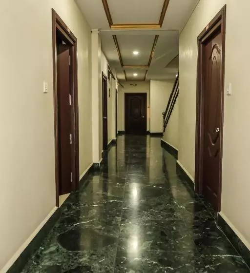 هتل The Lushai Inn