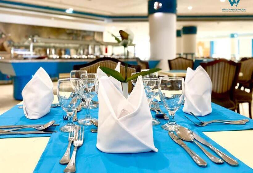 هتل White Valley Palace