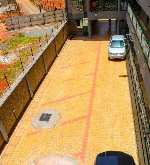 پانسیون Elicon Empire Homes