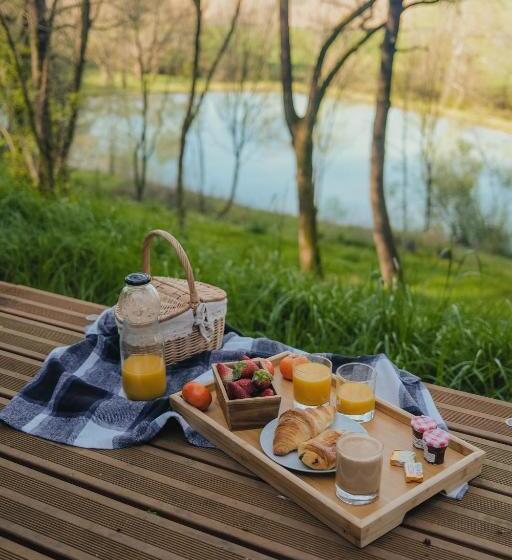 ペンション Les Cabanes Du Lac Spa Petit Déjeuné Cabane Du Frêne & Cabane Du Chêne Premium